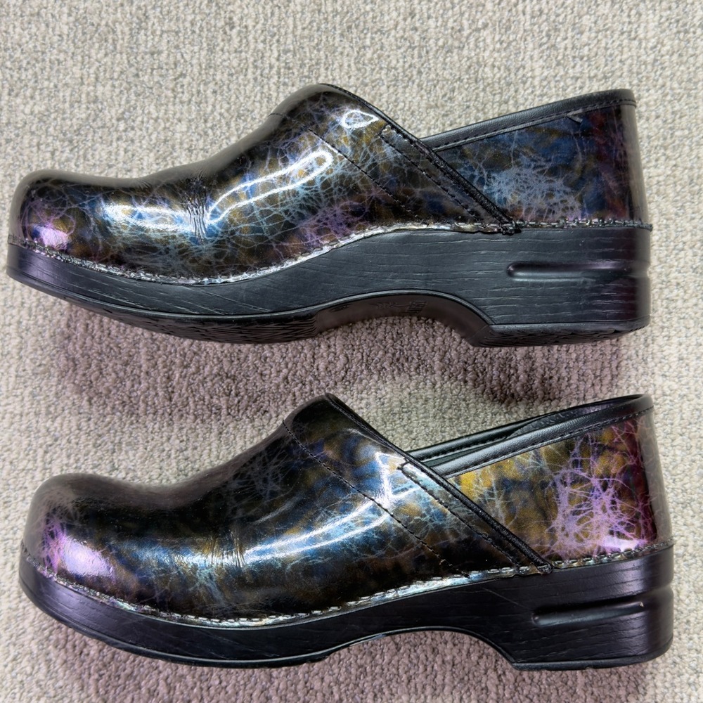 Dansko Professional Clogs Iridescent Purple Patent Leather EU 42 US 11.5-12